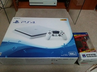 PS4 スリム ( 白色 )  購入しました。